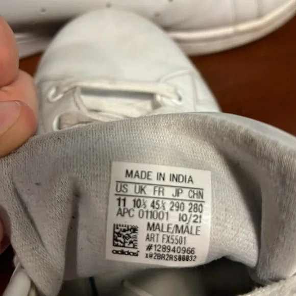 Adidas Stan Smith Shoes - Picture 5 of 5